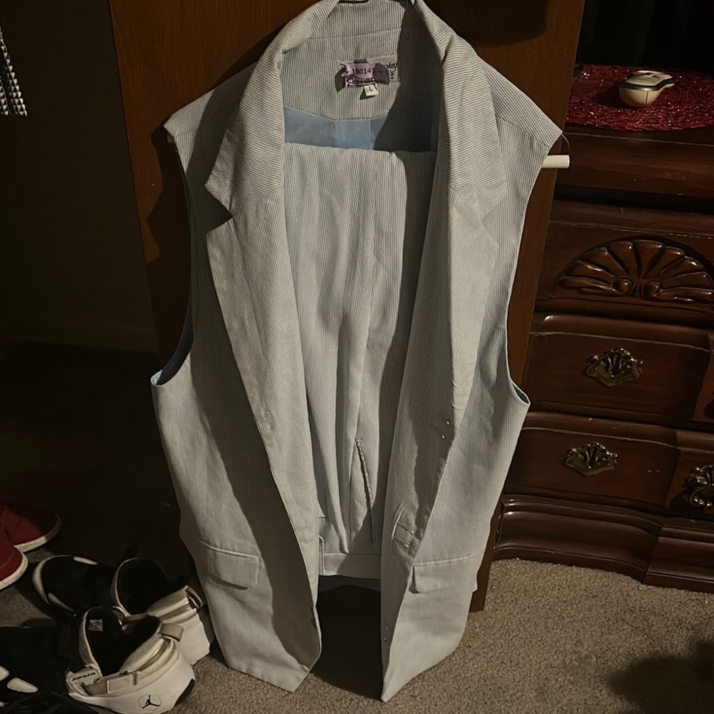 Light Gray Sleeveless Vest baby blue and white